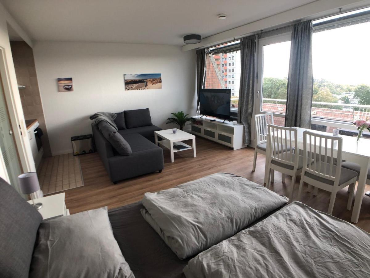 Nur 50M Zum Yachthafen Und 100M Zum Strand Kiel Exterior photo